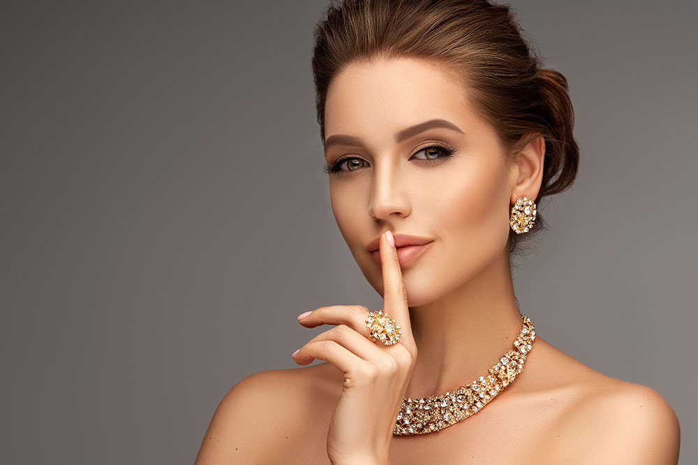Easy Tips to Accessorize with Jewelry